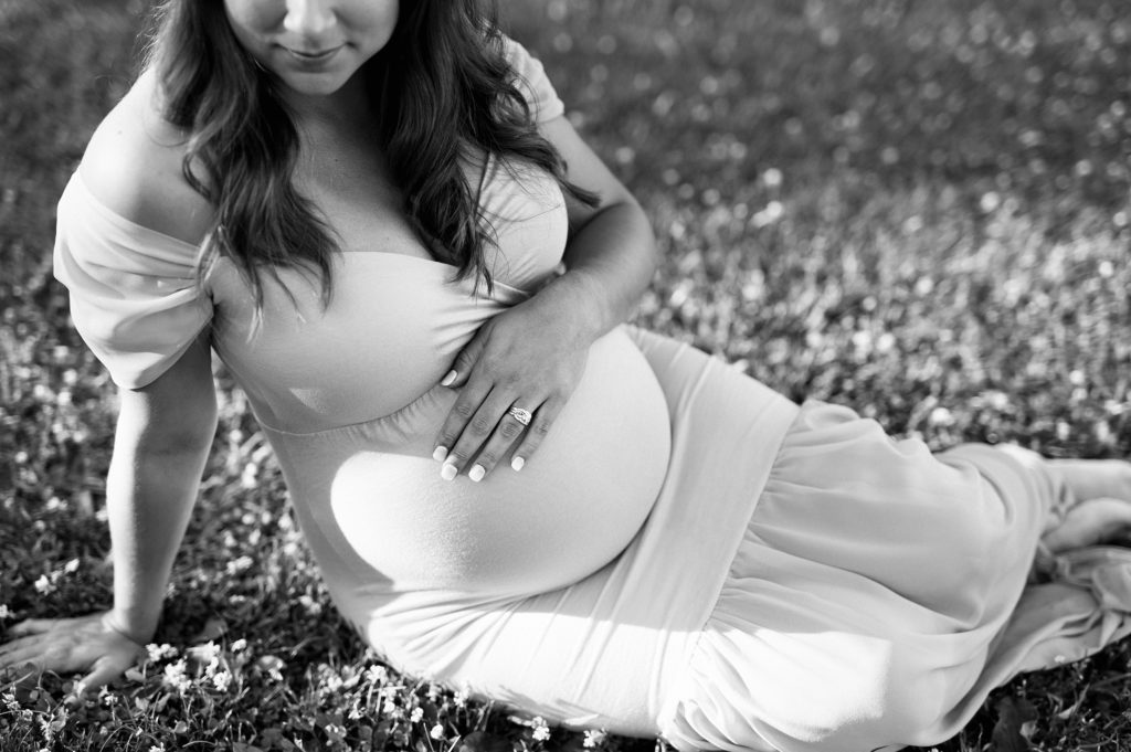 Milford Family Photographer, maternity photo on park lawn